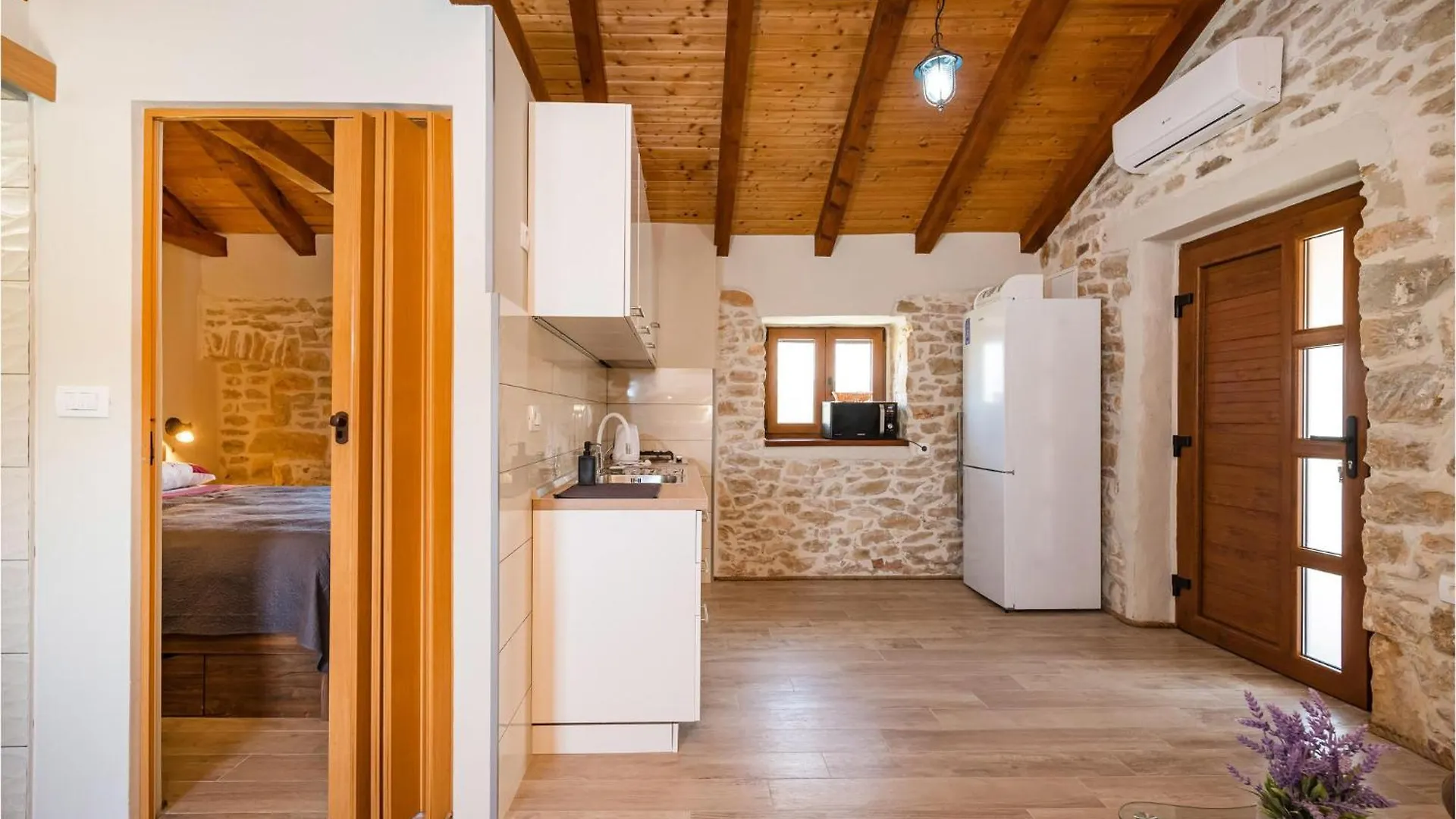 Pet Friendly Home In Murvica With Kitchen Murvica (Policnik)