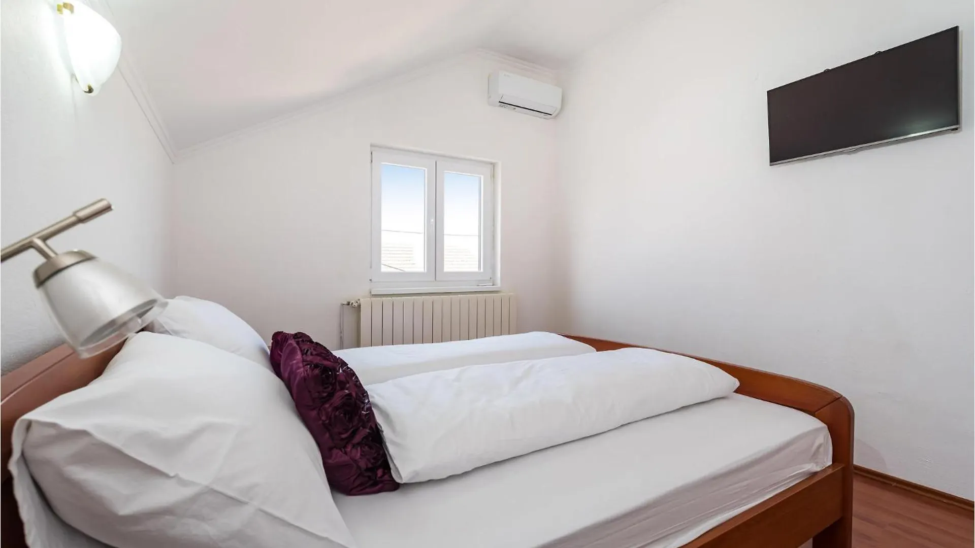 Pet Friendly Home In Murvica With Kitchen 0*, Murvica (Policnik)