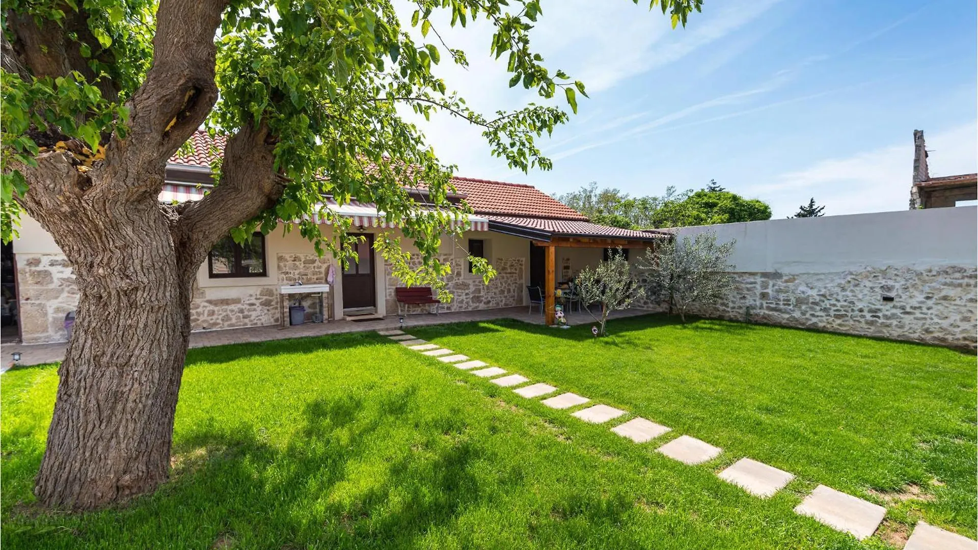 Pet Friendly Home In Murvica With Kitchen Croatia